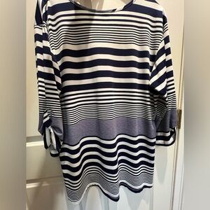 Women’s A.P.T. 9 swim coverup, navy and white, size Large